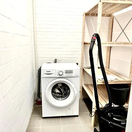 Apartment 4-2 *
