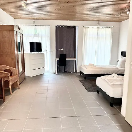4-2 Apartment *